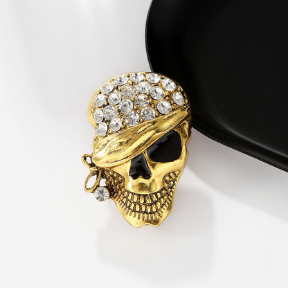 Halloween Funny Diamond Pirate Skull Brooch Accessory